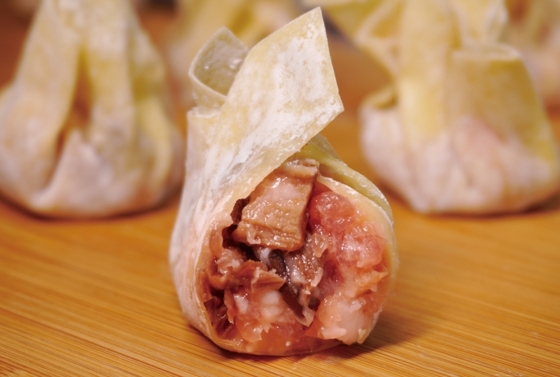 鹿茸菇鲜肉云吞